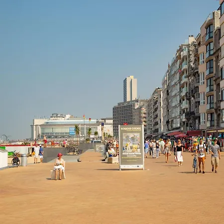 דירה In Near Marina & Park *