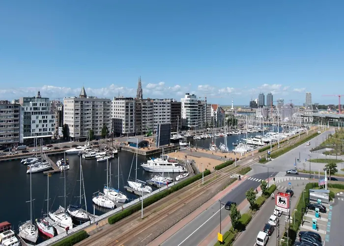 公寓 In Near Marina & Park 奥斯滕德