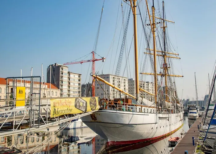 公寓 In Near Marina & Park