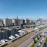 アパート In Near Marina & Park オステンド